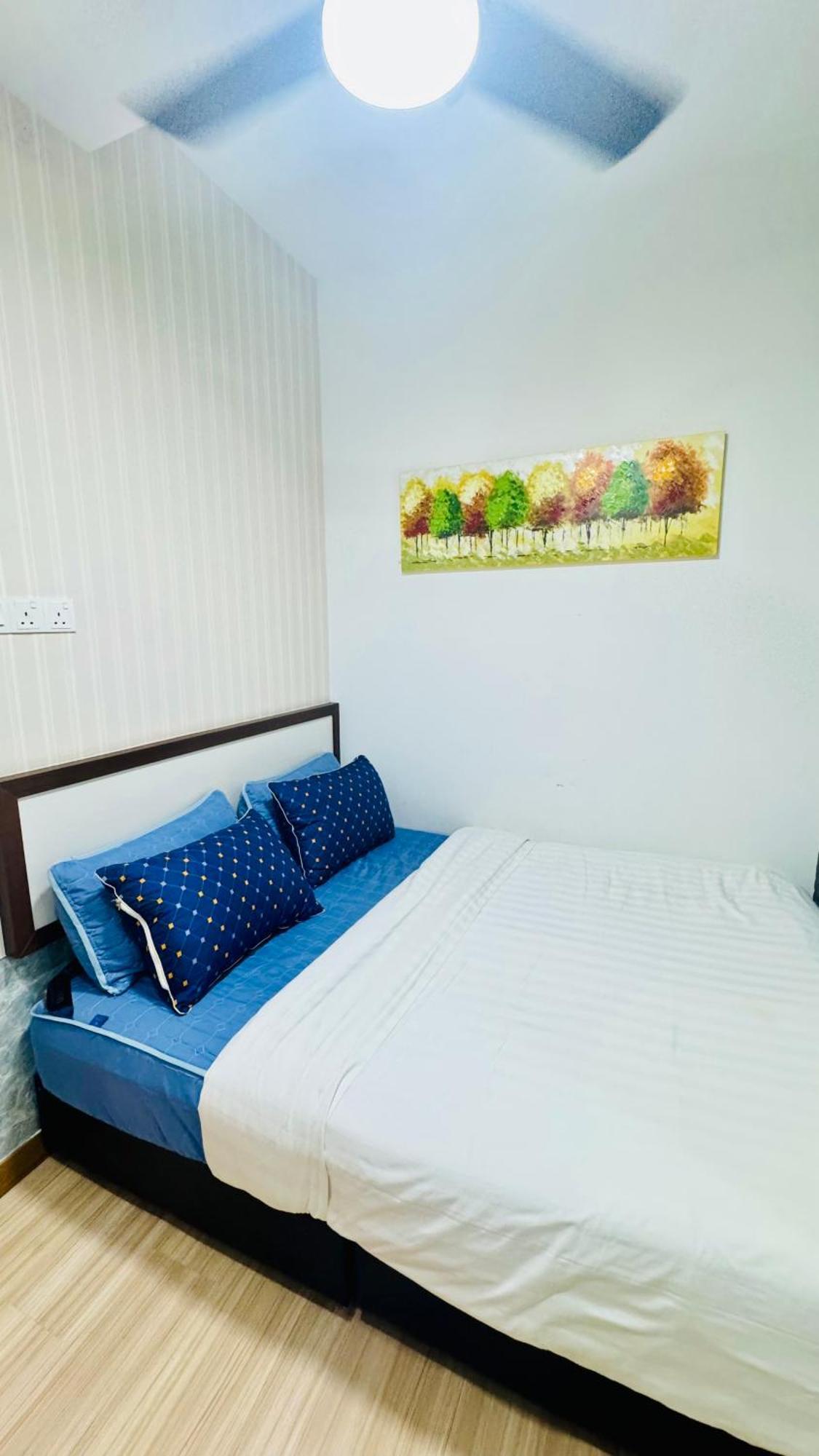 Apartment Theblooms By Fresh Breezes I The Wave *